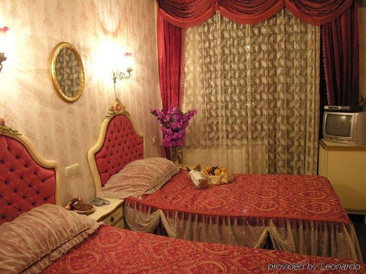 Romantic Hotel Istanbul Bilik gambar